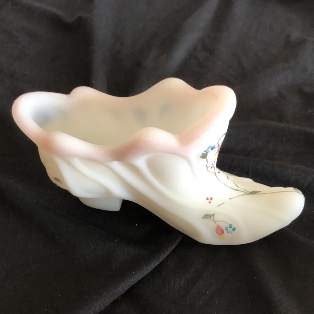 Fenton White Satin w/ pink . Hand Painted Shoe, Boot , Slipper with Flowers . - Picture 3 of 6